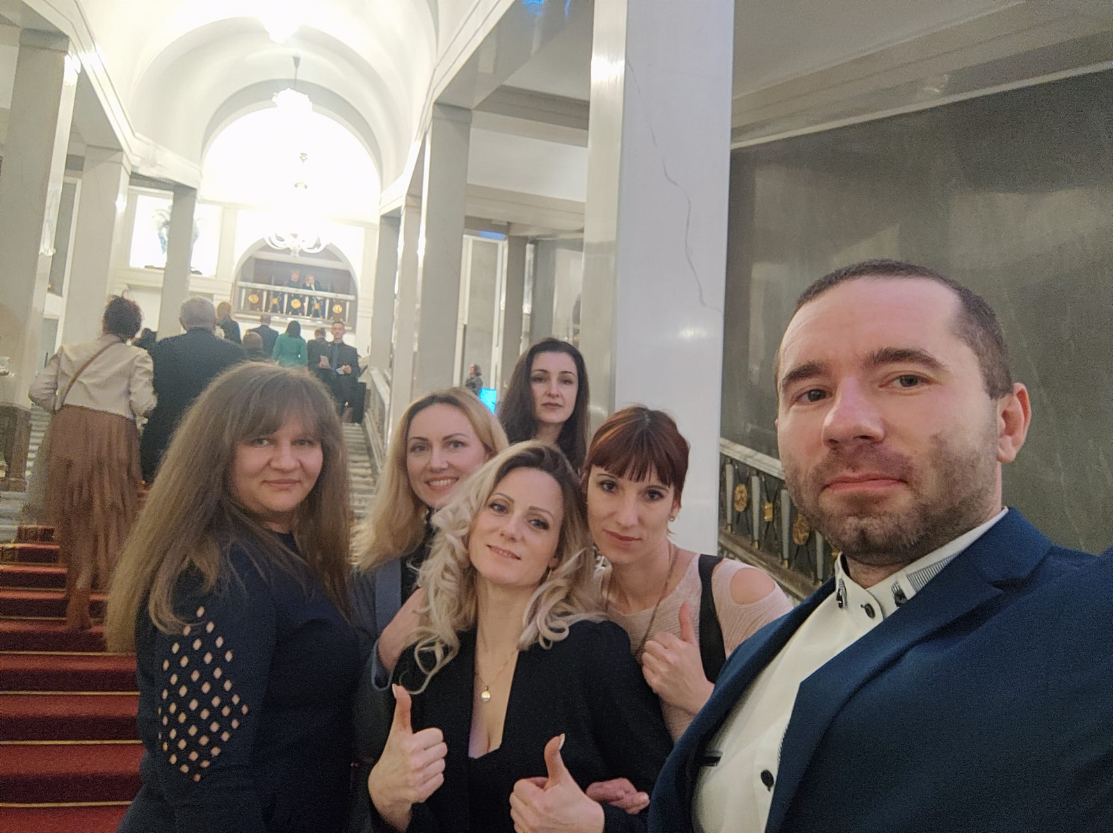 Razem z dziewczynami